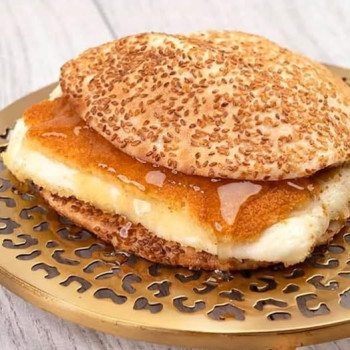 Kunafa with cheese (cake) with syrup